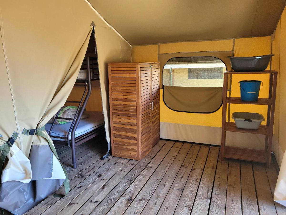 Camping Les Chenes Verts Meschers-sur-Gironde Εξωτερικό φωτογραφία